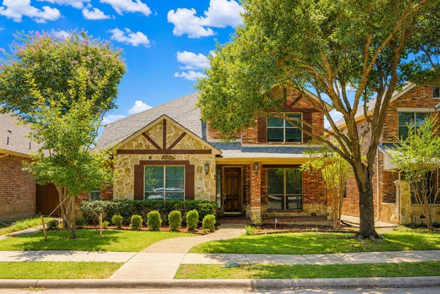 Property photo for 1915 Kirby Lane, Allen, TX