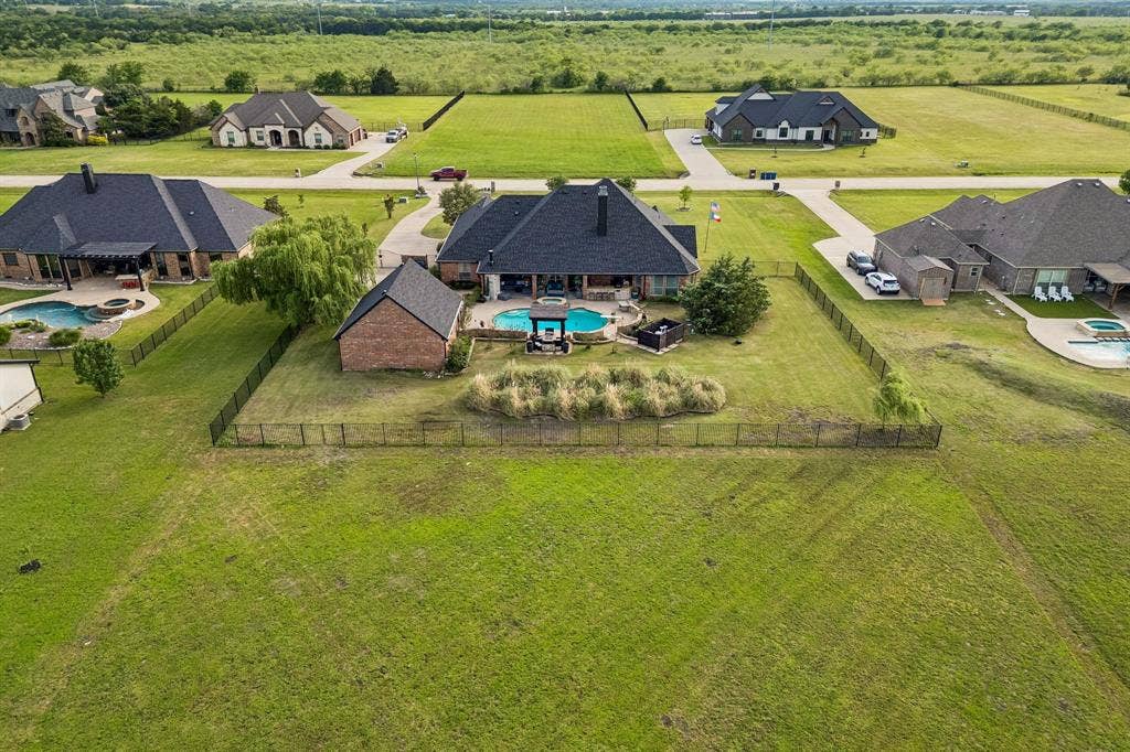 2585 Wincrest Drive, Rockwall, TX 75032 2585 Wincrest Drive, Rockwall, TX 75032
