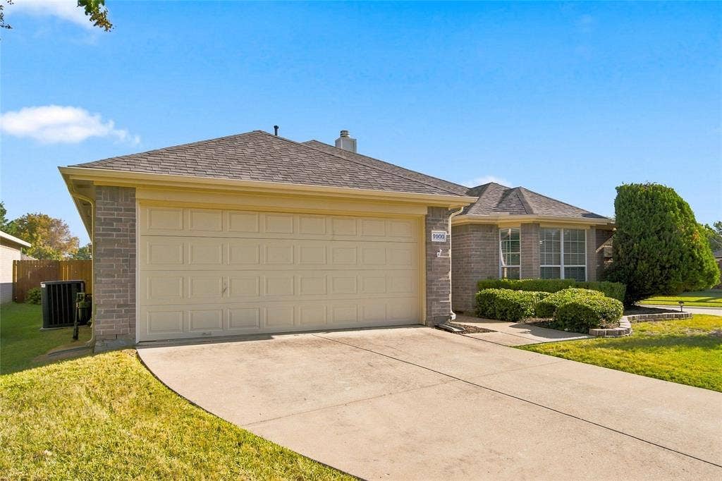 9900 Carter Drive, McKinney, TX 75072 9900 Carter Drive, McKinney, TX 75072