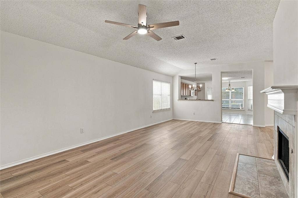 9900 Carter Drive, McKinney, TX 75072 9900 Carter Drive, McKinney, TX 75072