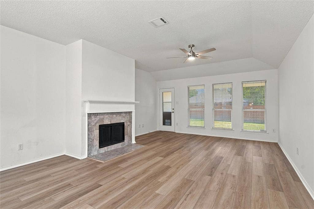 9900 Carter Drive, McKinney, TX 75072 9900 Carter Drive, McKinney, TX 75072