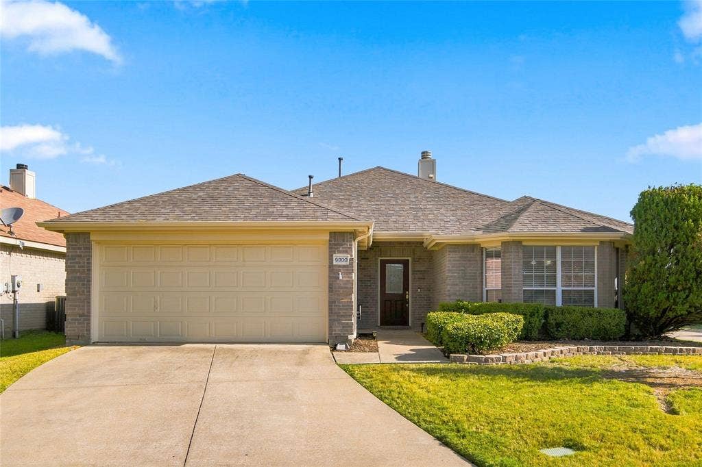 9900 Carter Drive, McKinney, TX 75072 9900 Carter Drive, McKinney, TX 75072