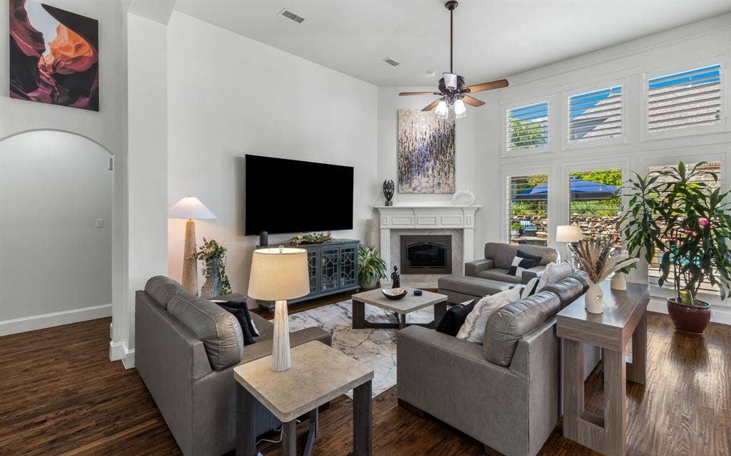 1708 Chessington Lane, McKinney, TX 75072 The living room has fabulous views of the amazing back yard!