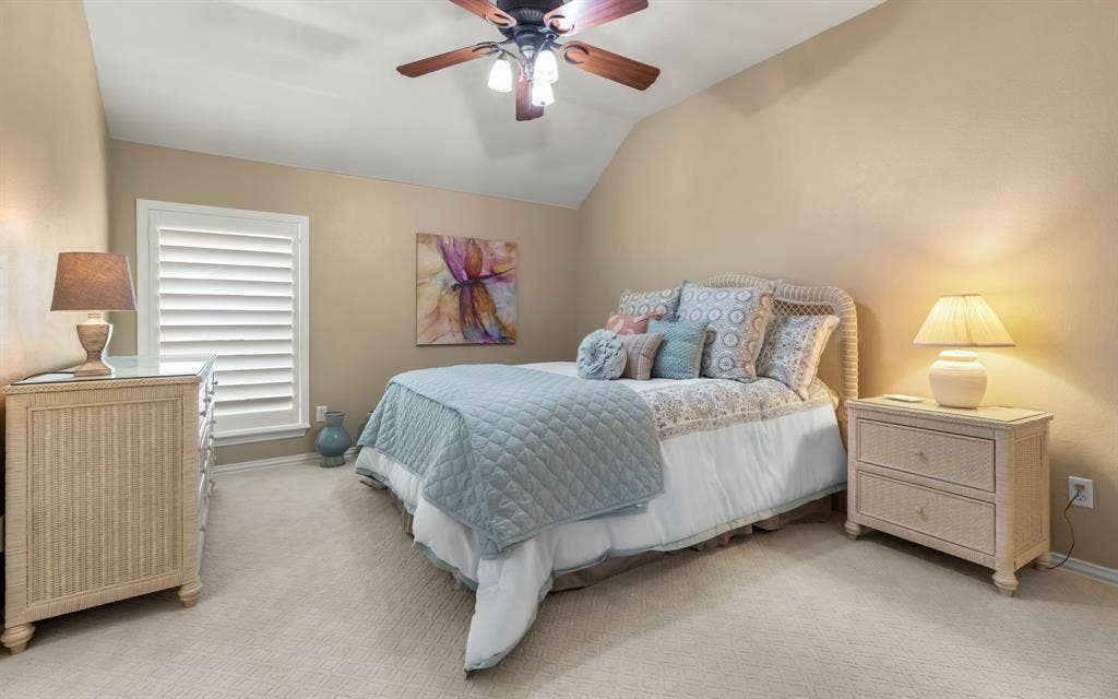 1708 Chessington Lane, McKinney, TX 75072 Both upstairs bedrooms are good sized and have private access to the jack and jill bath.