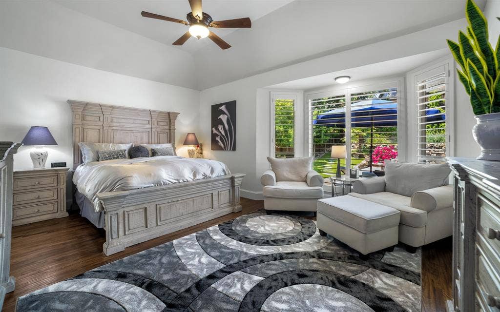 1708 Chessington Lane, McKinney, TX 75072 Large primary suite overlooks the backyard and has room for a sitting area.