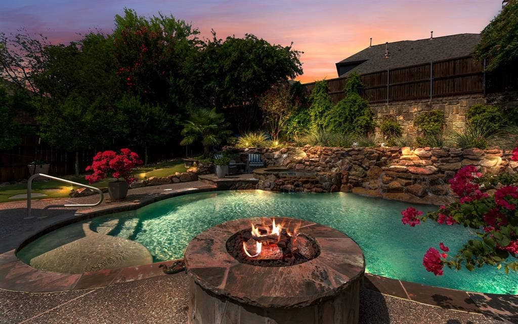 1708 Chessington Lane, McKinney, TX 75072 Can you imagine your evenings relaxing here?