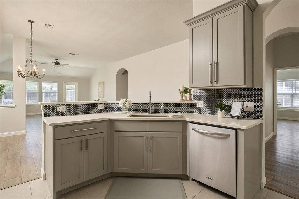 6880 Longhorn Trail, Frisco, TX 75034