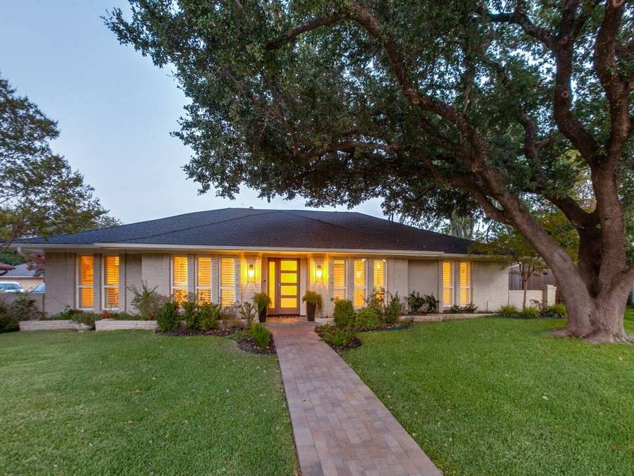 Property photo for 7262 Fernmeadow Drive, Dallas, TX