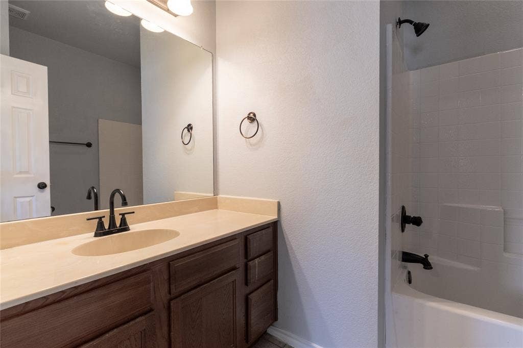 1312 Piedmont Drive, Mansfield, TX 76063 1312 Piedmont Drive, Mansfield, TX 76063