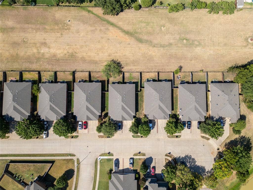 1312 Piedmont Drive, Mansfield, TX 76063 1312 Piedmont Drive, Mansfield, TX 76063