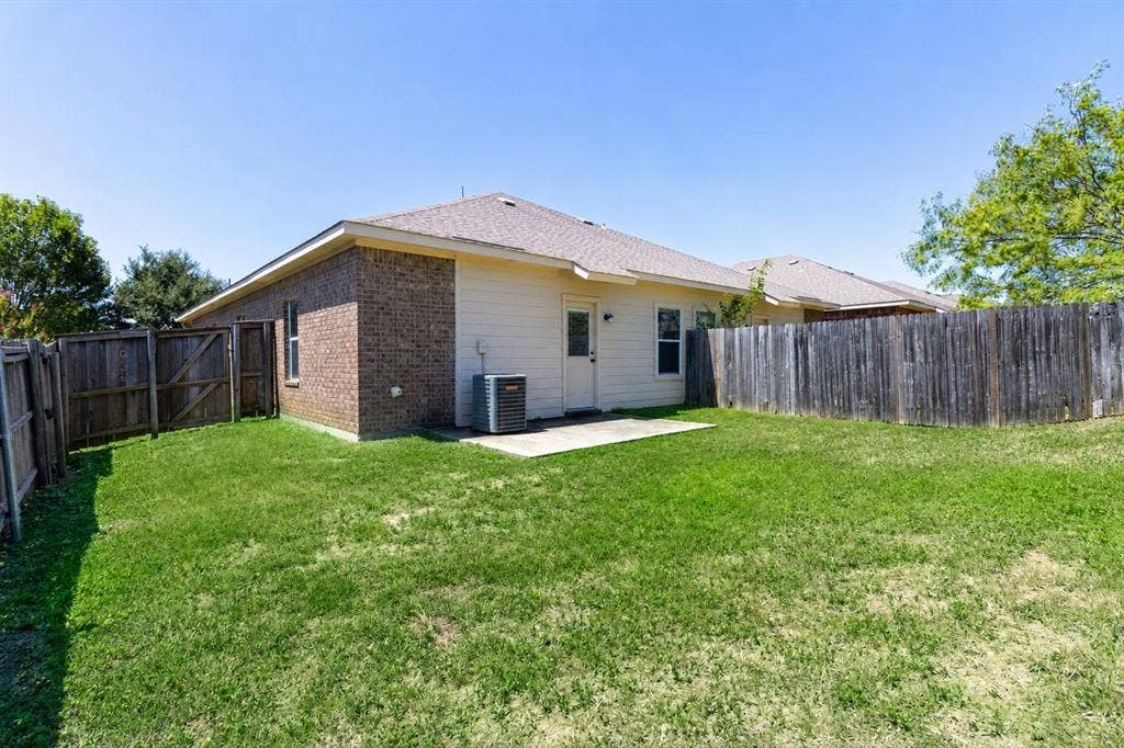 1312 Piedmont Drive, Mansfield, TX 76063 1312 Piedmont Drive, Mansfield, TX 76063
