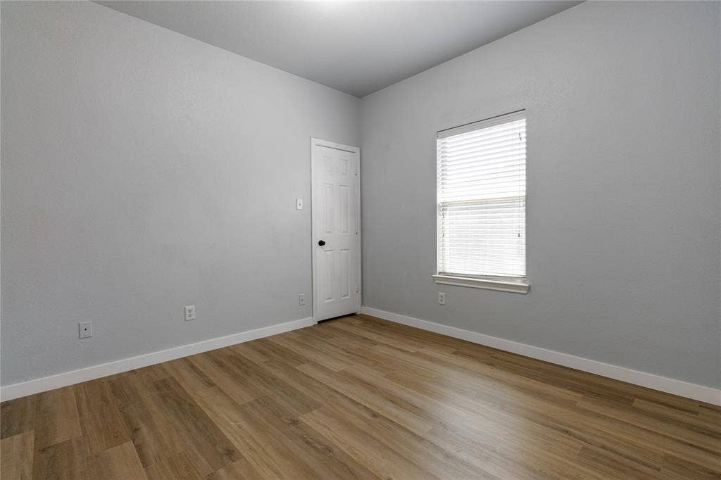 1312 Piedmont Drive, Mansfield, TX 76063 3rd bedroom with large walk in closet