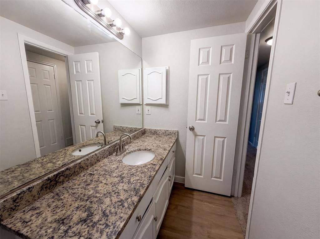 3969 Lost Creek Drive, Dallas, TX 75224 3969 Lost Creek Drive, Dallas, TX 75224
