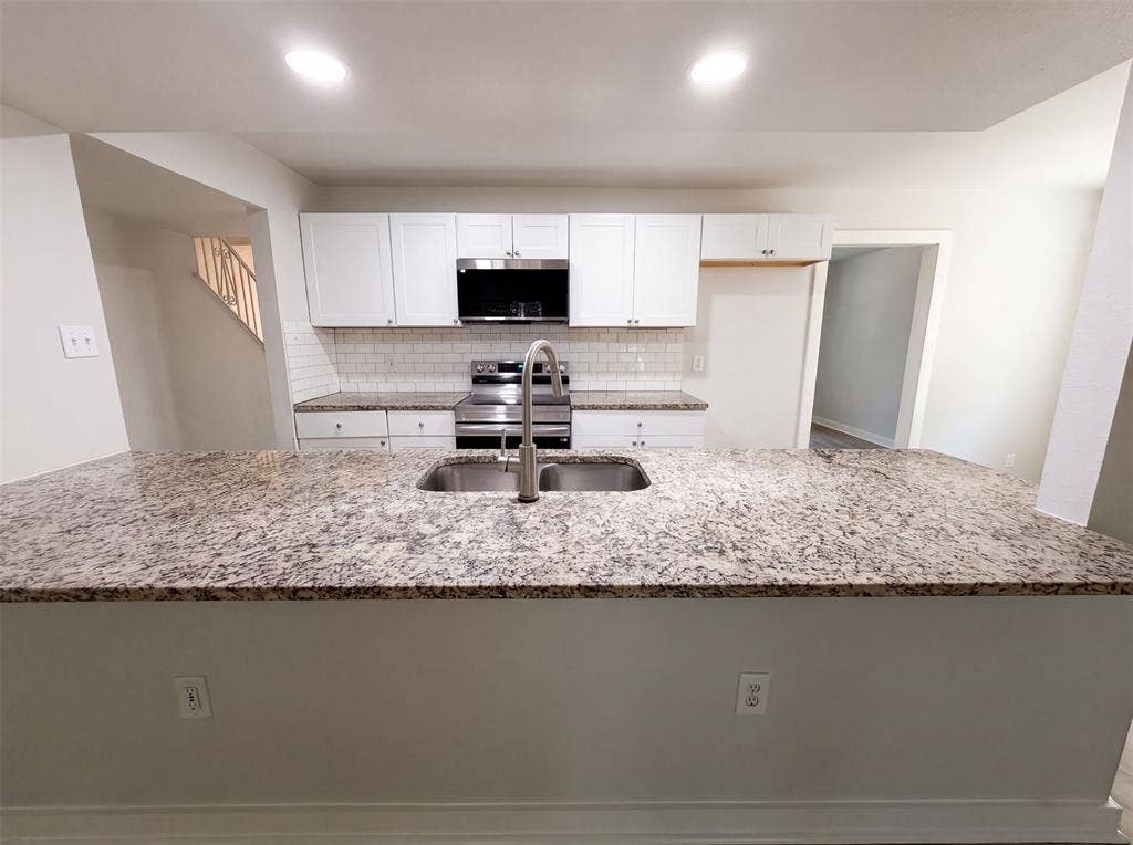 3969 Lost Creek Drive, Dallas, TX 75224 3969 Lost Creek Drive, Dallas, TX 75224