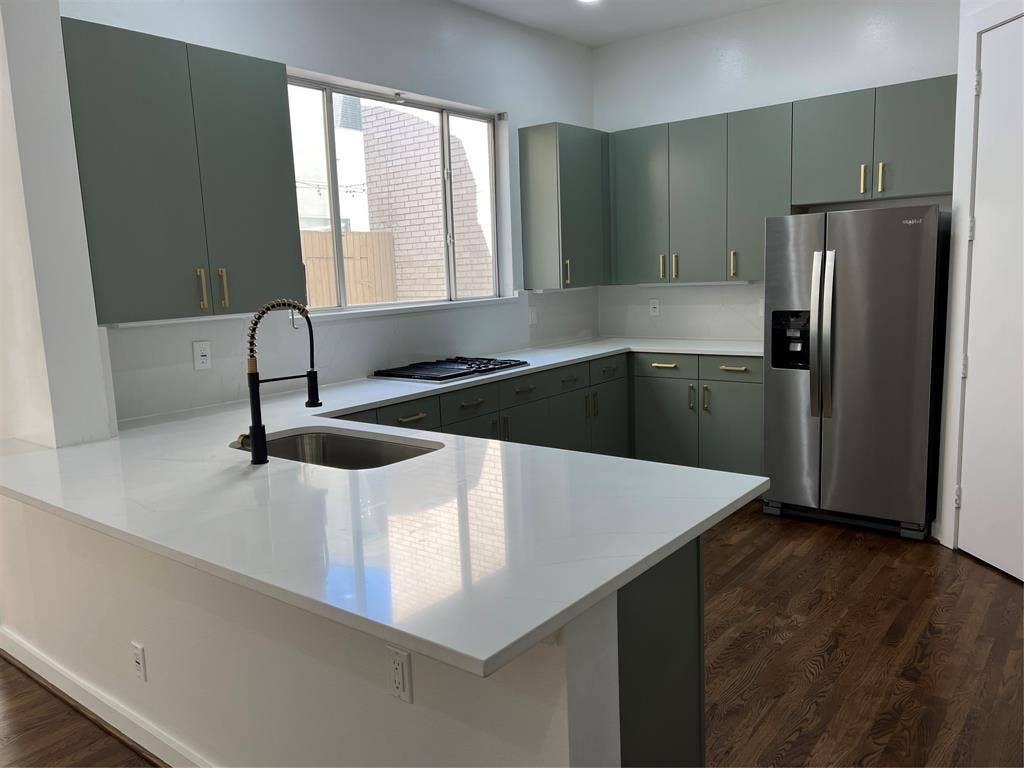 4304 Gilbert Avenue, Dallas, TX 75219 4304 Gilbert Avenue, Dallas, TX 75219
