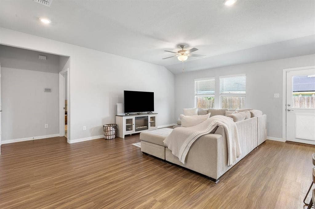 309 Edmund Lane, Fate, TX 75087 309 Edmund Lane, Fate, TX 75087