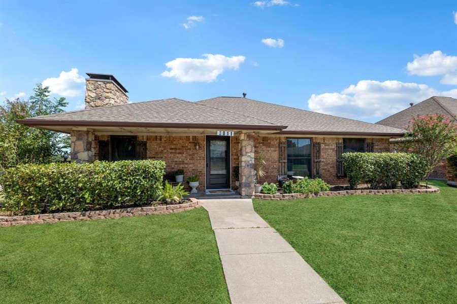 Property photo for 3011 Tina Street, Sachse, TX