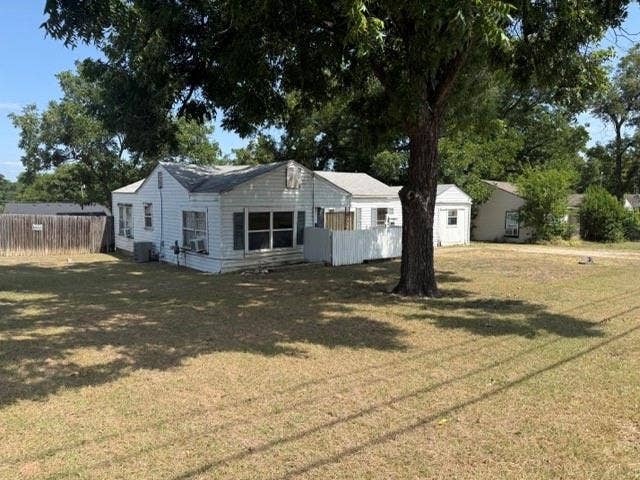 Property photo for 3815 Beverly Drive, Beverly Hills, TX