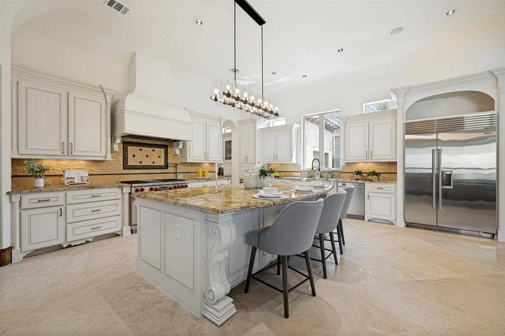 6203 Sweeney Trail, Frisco, TX 75034 6203 Sweeney Trail, Frisco, TX 75034