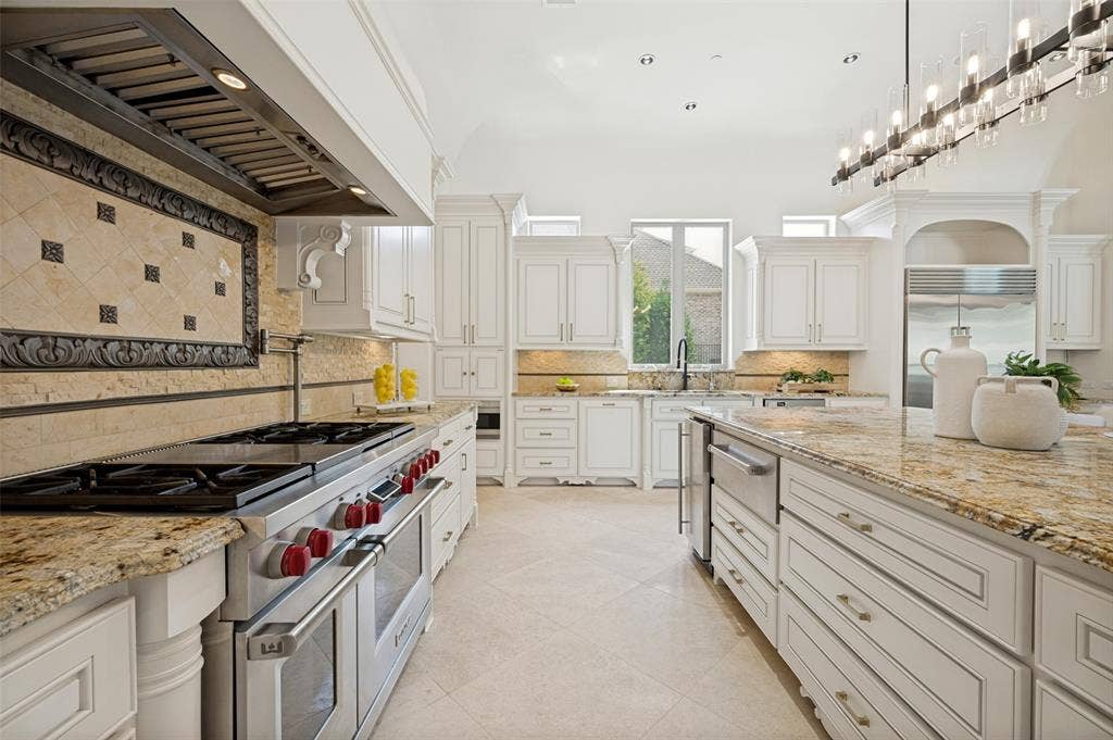 6203 Sweeney Trail, Frisco, TX 75034 6203 Sweeney Trail, Frisco, TX 75034