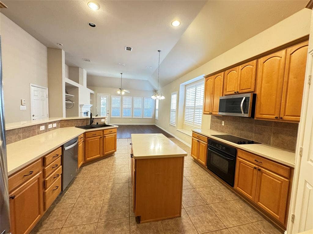 14620 Falling Leaf Drive, Frisco, TX 75035 14620 Falling Leaf Drive, Frisco, TX 75035