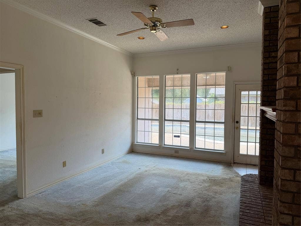 1307 Sequoia Drive, Grand Prairie, TX 75052 1307 Sequoia Drive, Grand Prairie, TX 75052