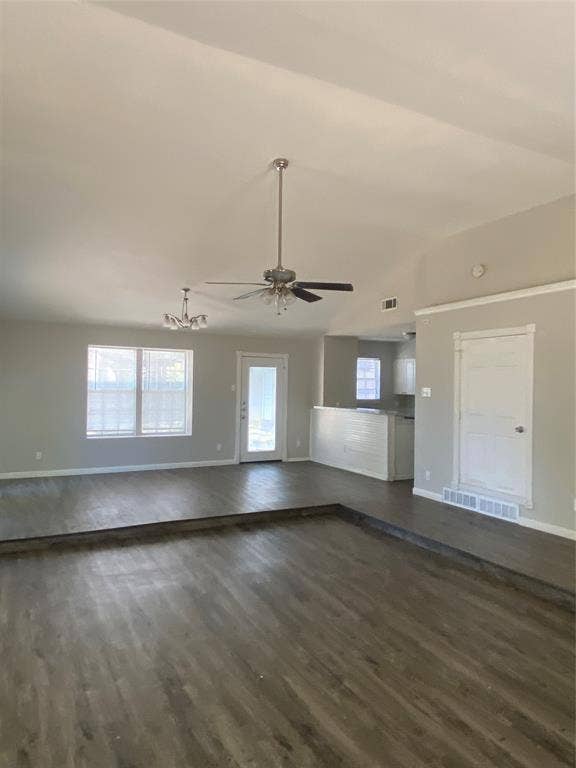 2516 Trinity Street, Irving, TX 75062 2516 Trinity Street, Irving, TX 75062