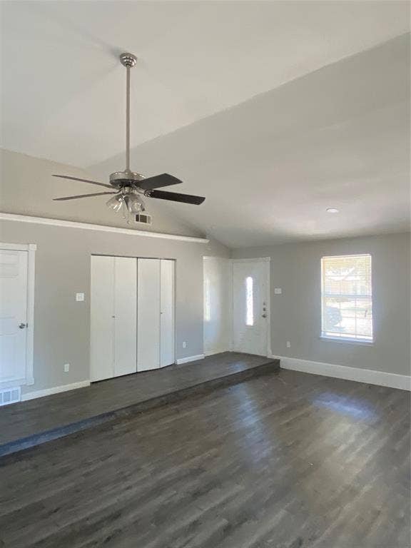 2516 Trinity Street, Irving, TX 75062 2516 Trinity Street, Irving, TX 75062