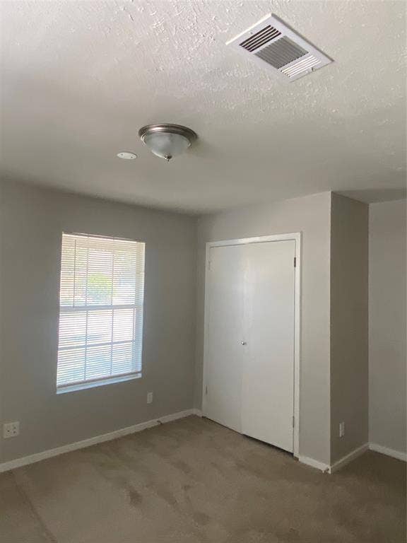 2516 Trinity Street, Irving, TX 75062 2516 Trinity Street, Irving, TX 75062