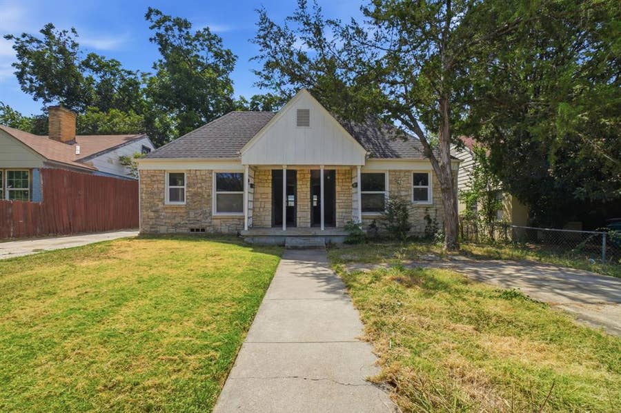 Property photo for 2508 Roanoke Avenue, Dallas, TX