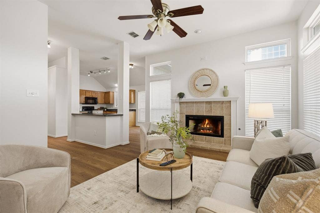 10708 Jackson Lane, Frisco, TX 75035 10708 Jackson Lane, Frisco, TX 75035