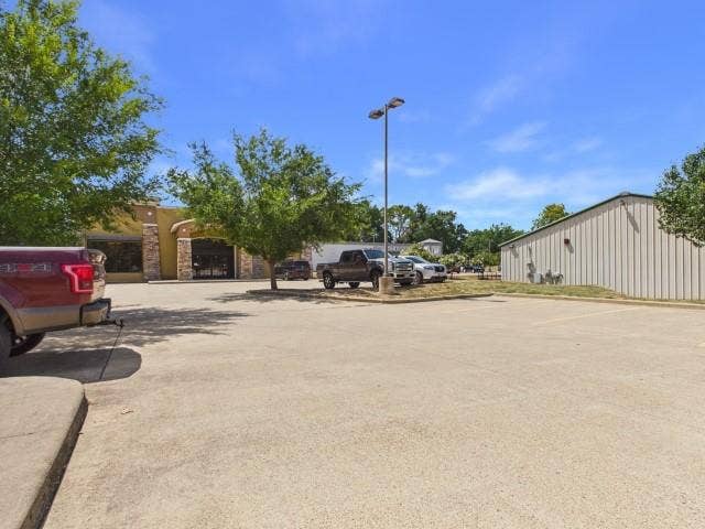 520 N Main, Lindale, TX 75771 520 N Main, Lindale, TX 75771
