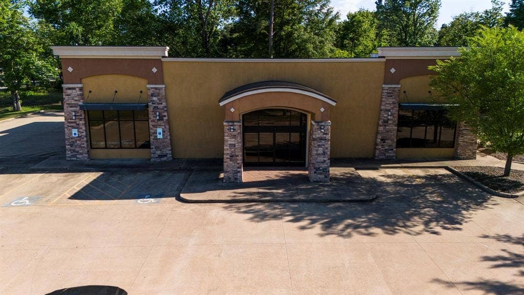 520 N Main, Lindale, TX 75771 520 N Main, Lindale, TX 75771