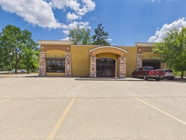 520 N Main, Lindale, TX 75771 520 N Main, Lindale, TX 75771