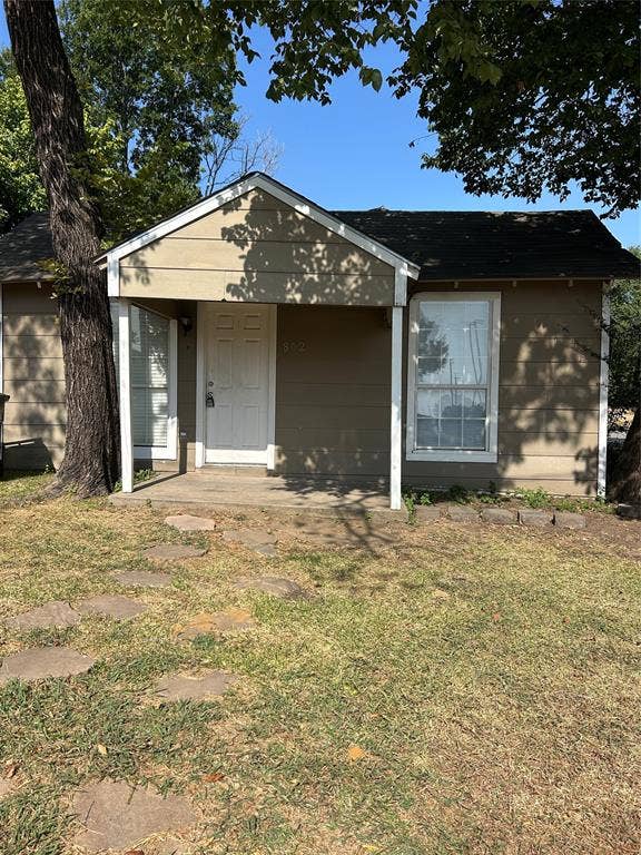 Property photo for 802 Cross Timber Street, Denton, TX