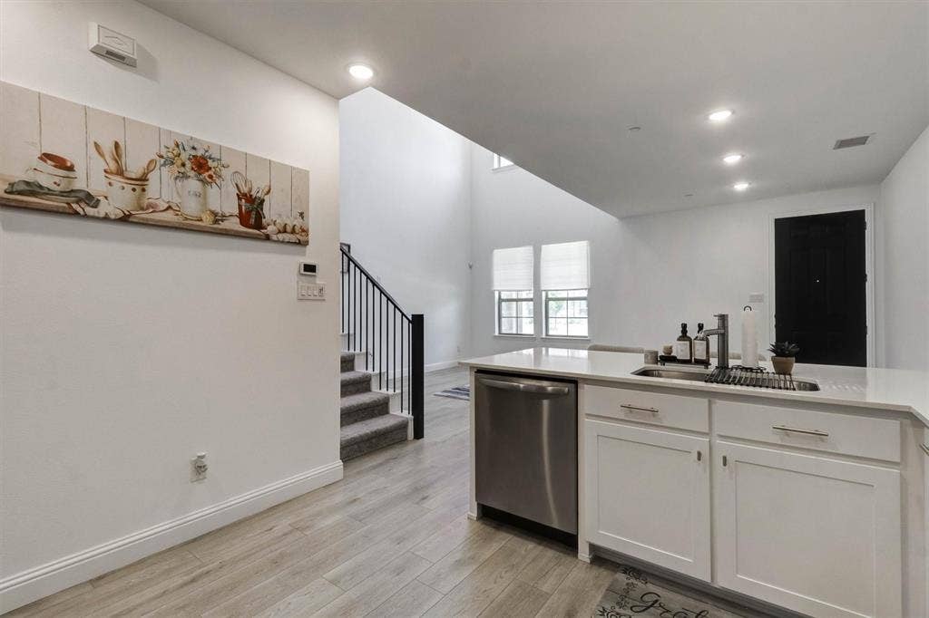 7031 Cedar Creek Drive, Grand Prairie, TX 75054 7031 Cedar Creek Drive, Grand Prairie, TX 75054