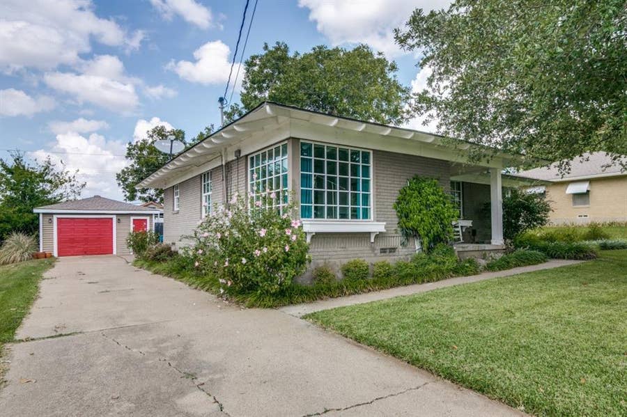 Property photo for 504 W Kaufman Street, Rockwall, TX