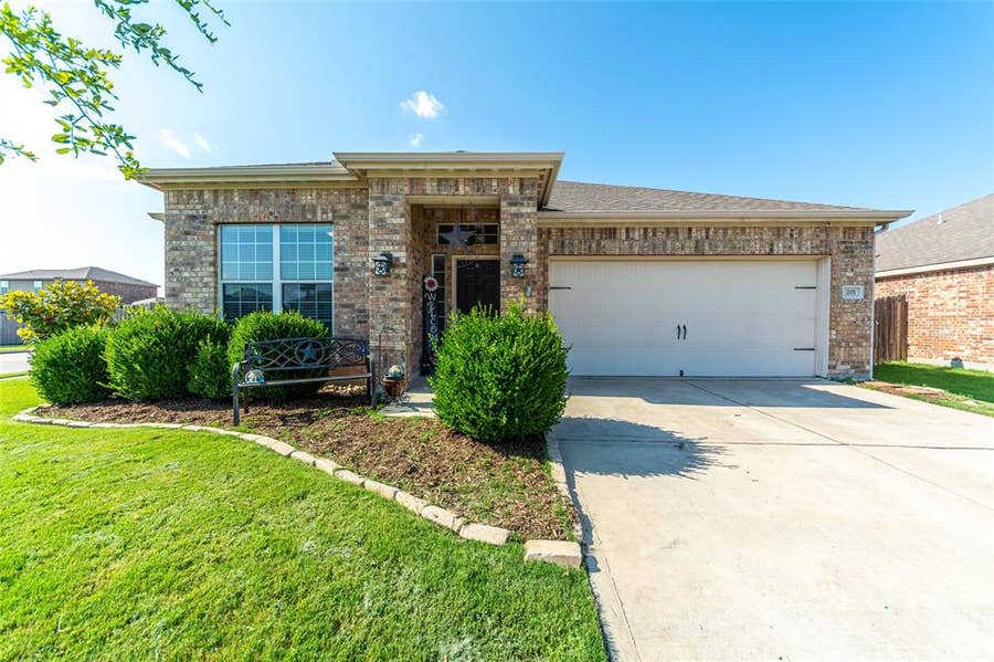 Property photo for 201 Mill Street, Anna, TX