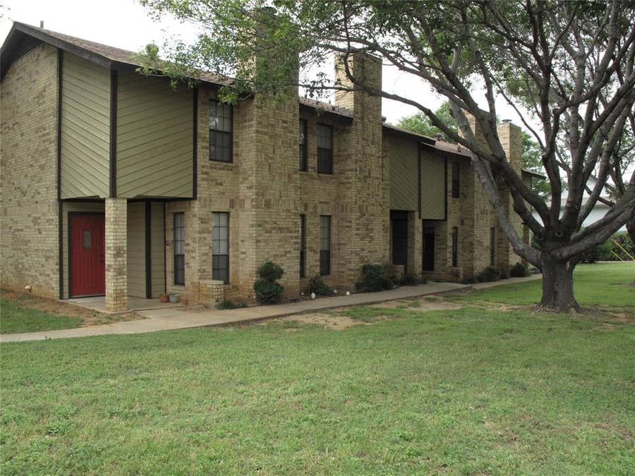 Property photo for 900 Kilkenny Court, #B, Denton, TX