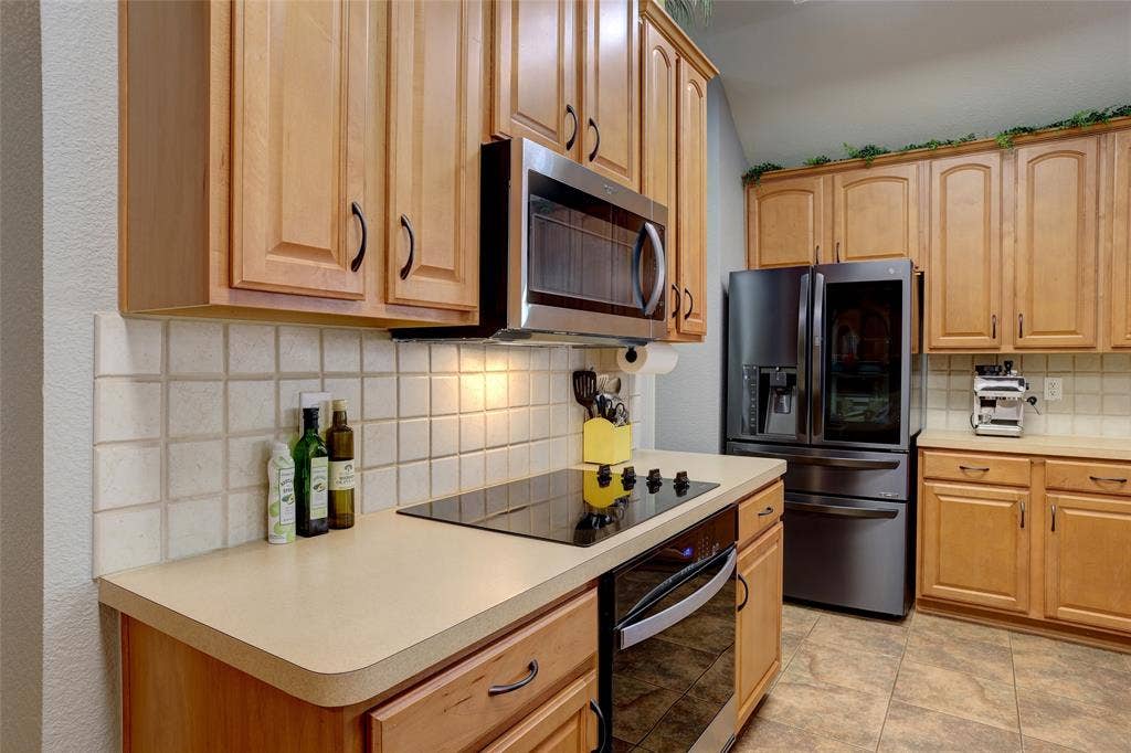 4500 Maidstone Way, McKinney, TX 75070 4500 Maidstone Way, McKinney, TX 75070