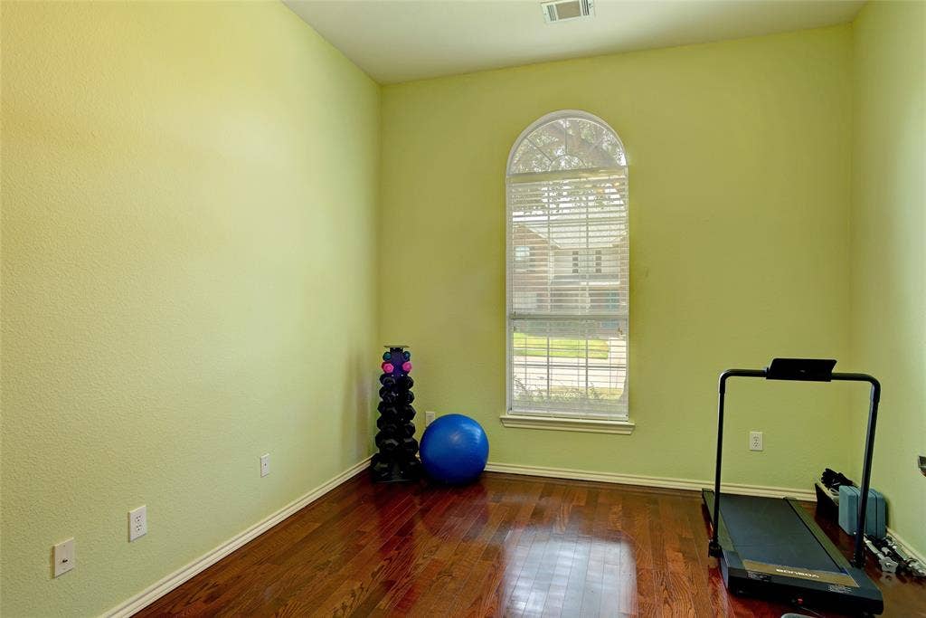 4500 Maidstone Way, McKinney, TX 75070 4500 Maidstone Way, McKinney, TX 75070