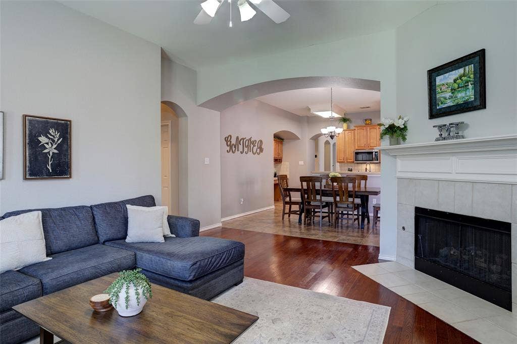 4500 Maidstone Way, McKinney, TX 75070 4500 Maidstone Way, McKinney, TX 75070