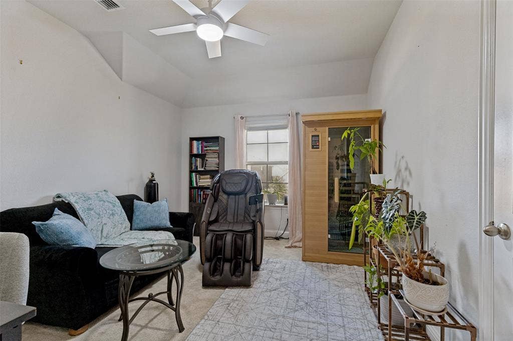 11761 Wulstone Road, Fort Worth, TX 76052