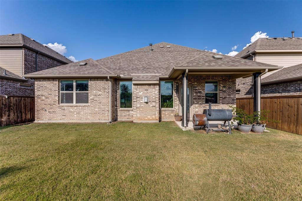 11761 Wulstone Road, Fort Worth, TX 76052