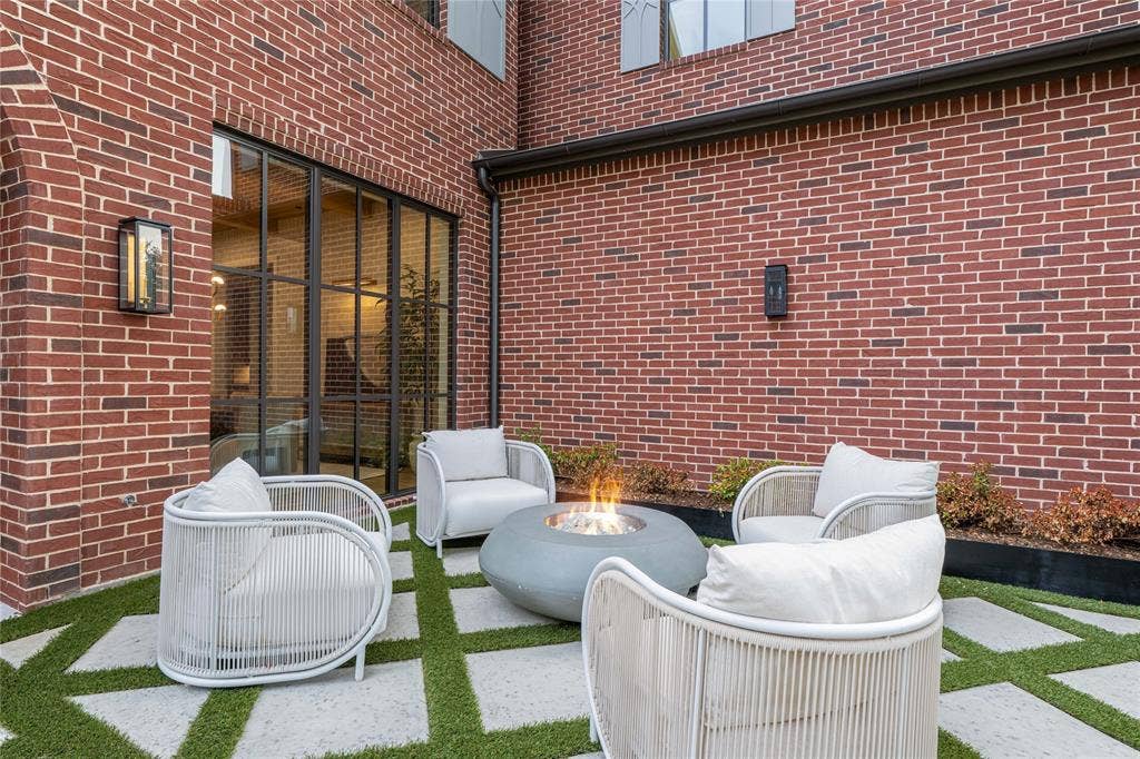 6730 Tulip Lane, Dallas, TX 75230 6730 Tulip Lane, Dallas, TX 75230