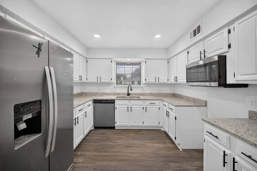 Property photo for 1715 Jenkins Lane, Glenn Heights, TX