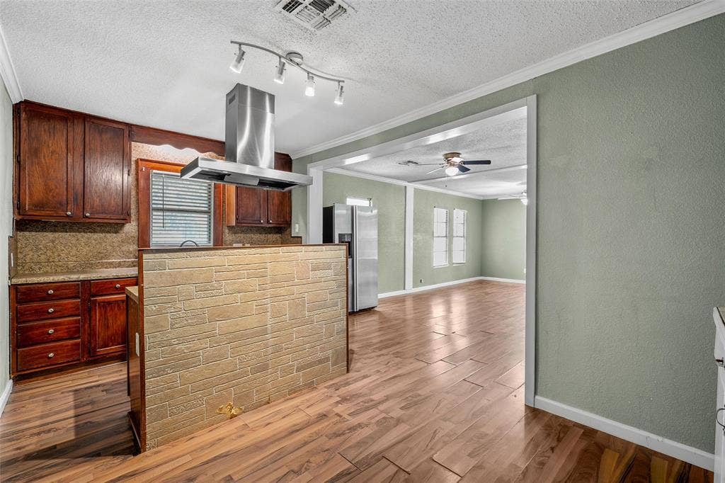 1807 S 19th Street, Waco, TX 76706 1807 S 19th Street, Waco, TX 76706