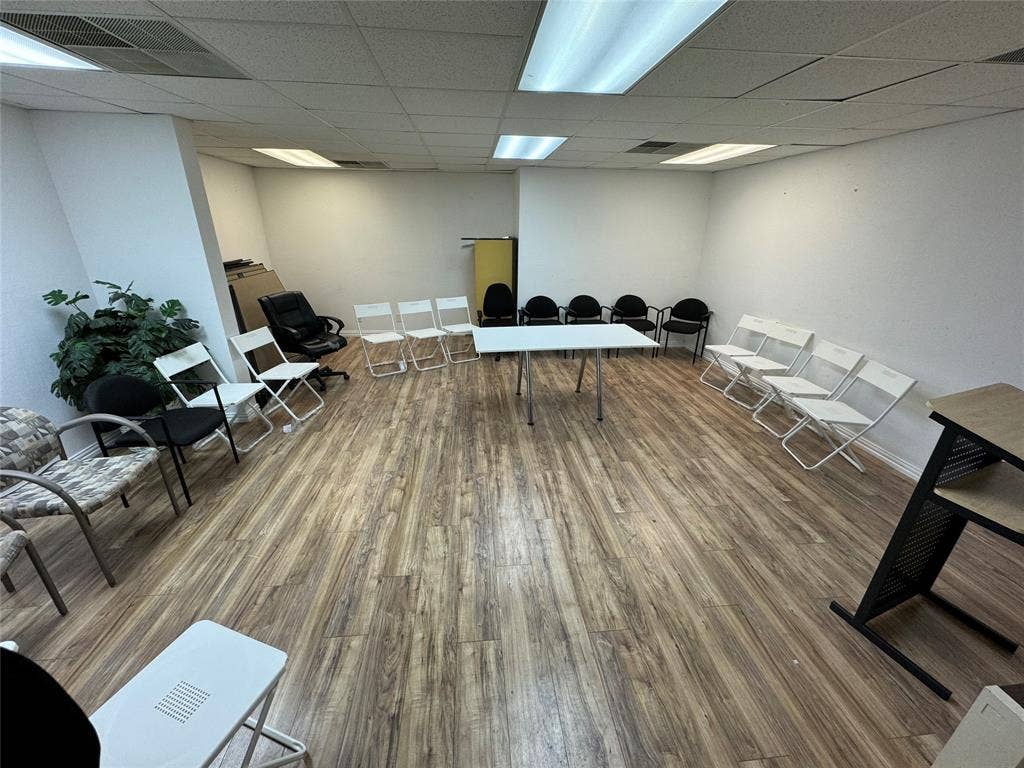 1039 N Interstate 35 Highway N, #E, Carrollton, TX 75006 1039 N Interstate 35 Highway N, #E, Carrollton, TX 75006