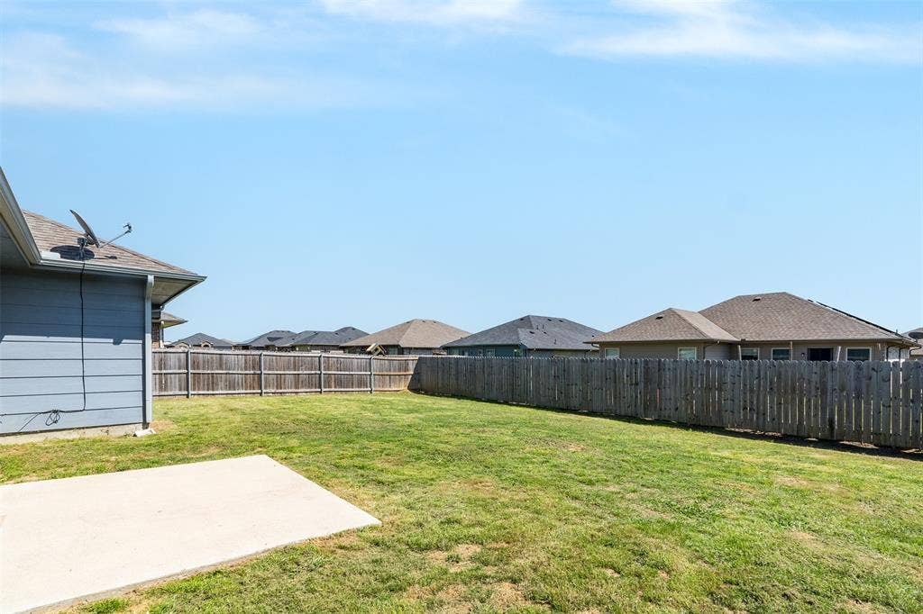 117 Willowbend Loop, Mabank, TX 75147 117 Willowbend Loop, Mabank, TX 75147