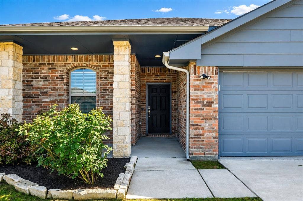 117 Willowbend Loop, Mabank, TX 75147 117 Willowbend Loop, Mabank, TX 75147